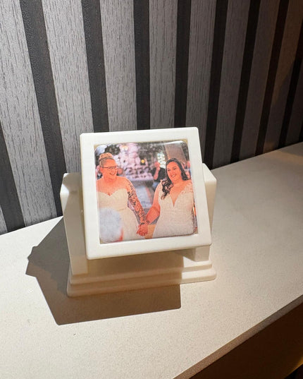 4 Image Rotating Frame with Photo Magnet, Multi-Photo Display, Picture Frame, Home Decor, Gift for Family, Magnetic Photo Frame