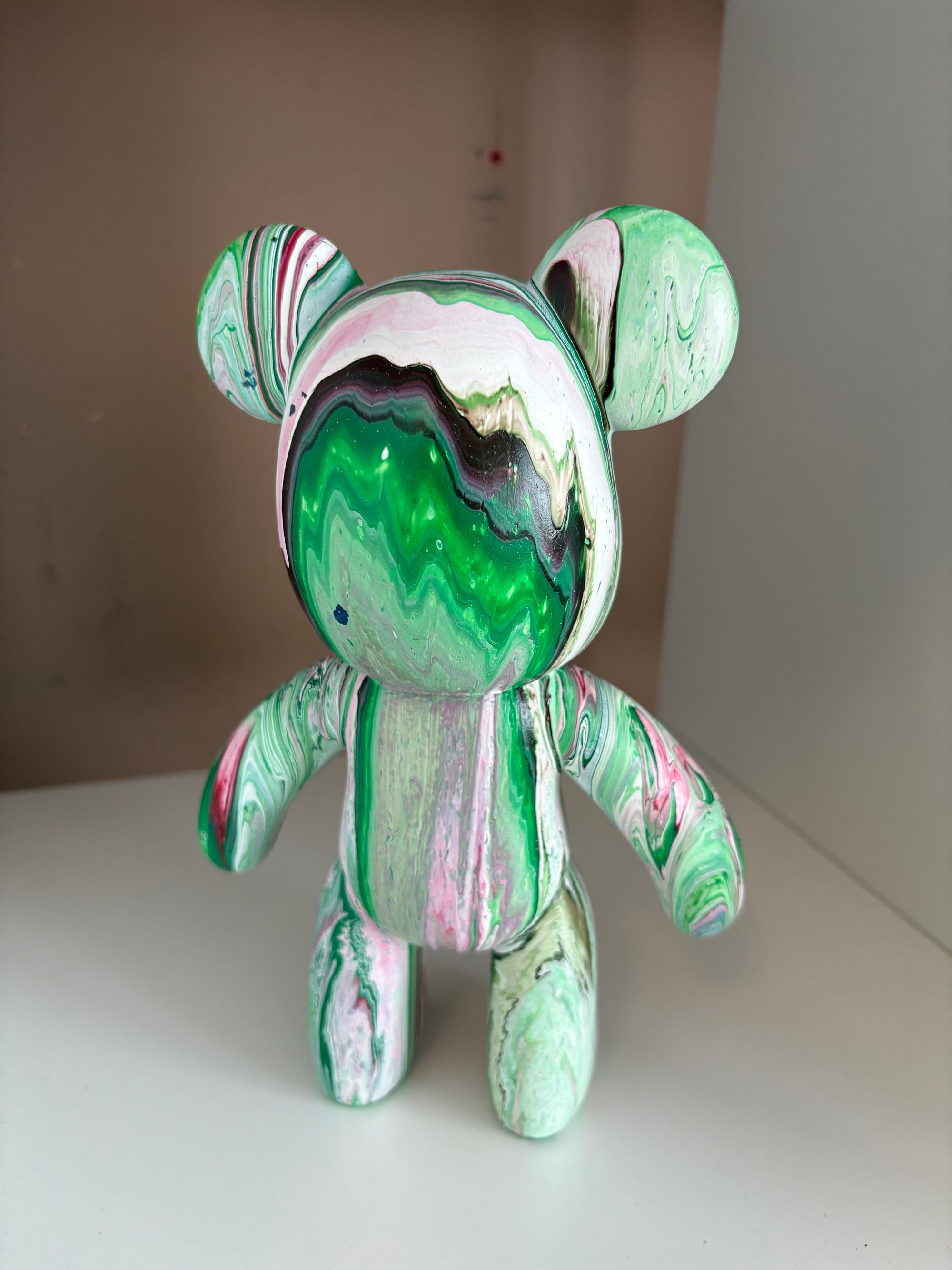 Teddy Bear Acrylic Pouring Figure